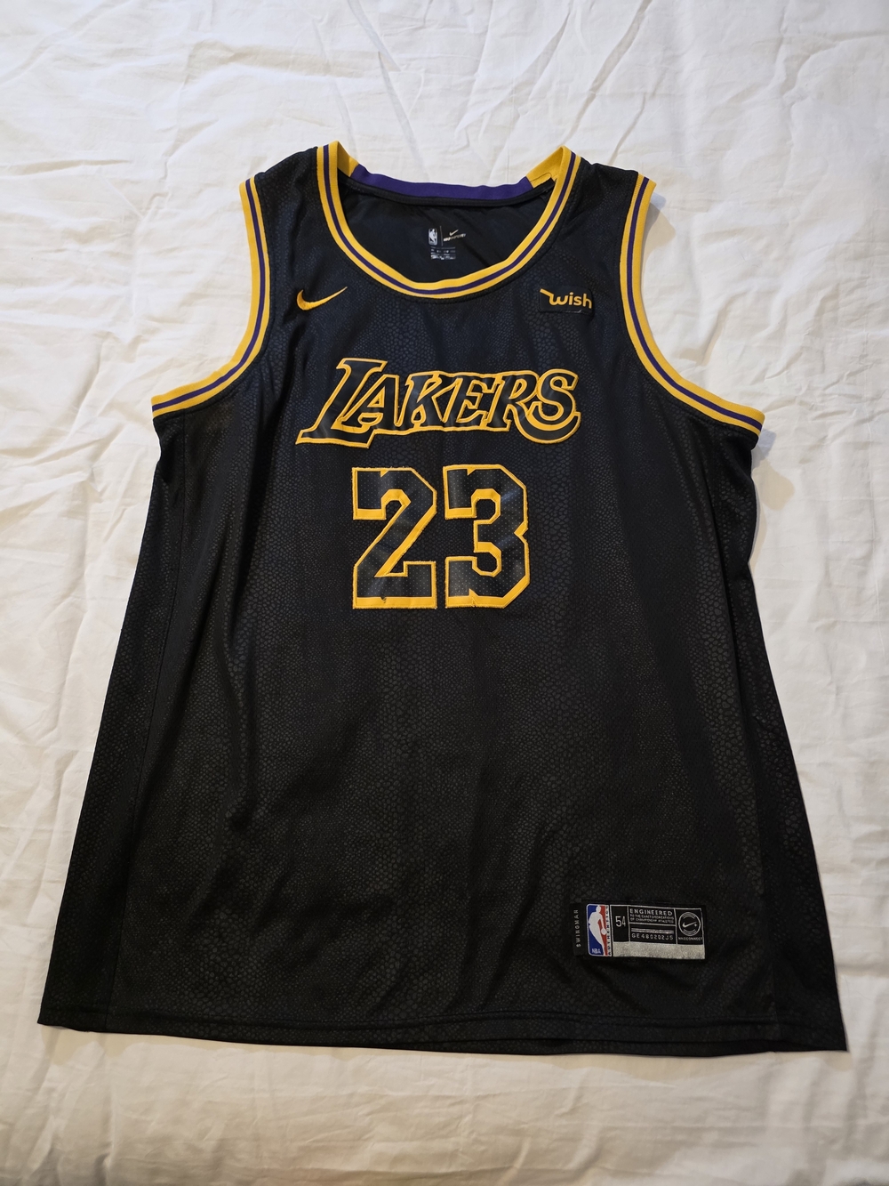 Nike Black and Gold Lakers Lebron James Basketball Jersey Size XXL